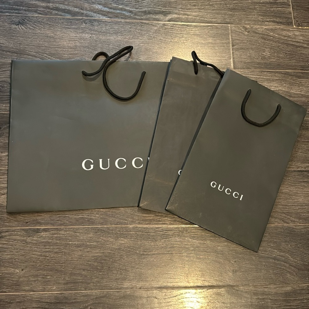 Gucci shopping bags